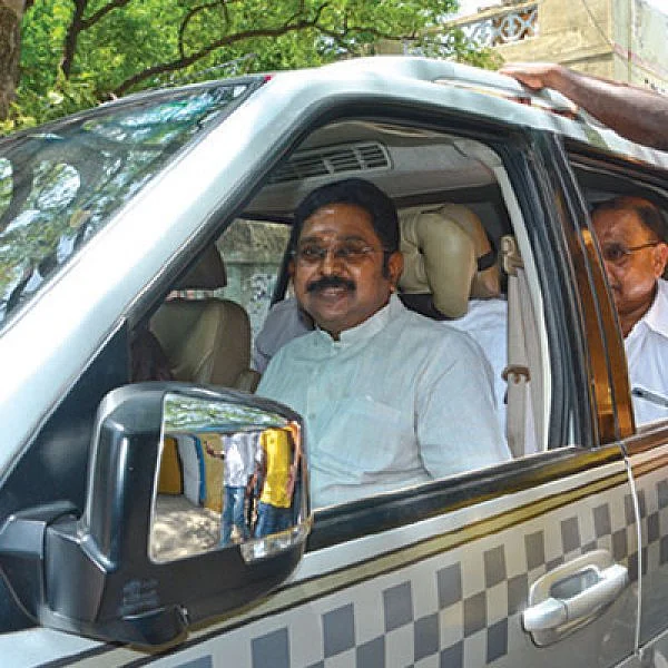 “டோக்கன் கொடுத்தவர்கள் அ.தி.மு.க-வினர்தான்!”