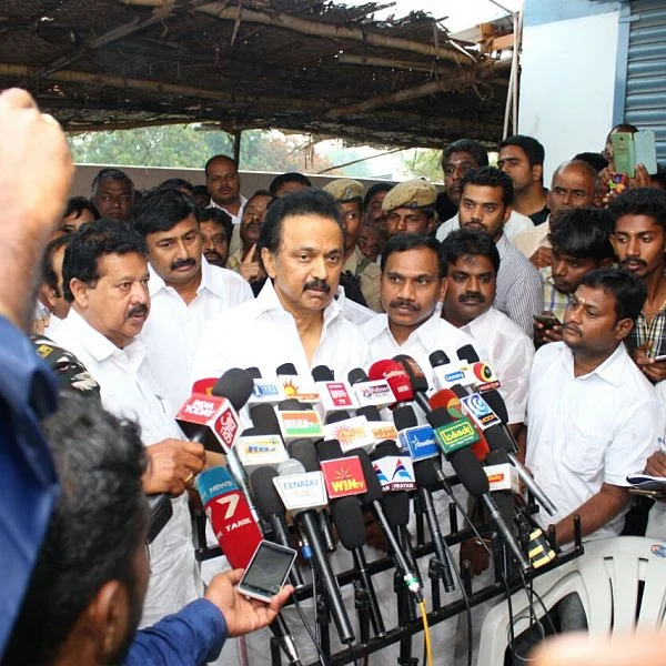 ரகு மரணத்துக்கு தமிழக அரசு பொறுப்பேற்க வேண்டும் - ஸ்டாலின்
