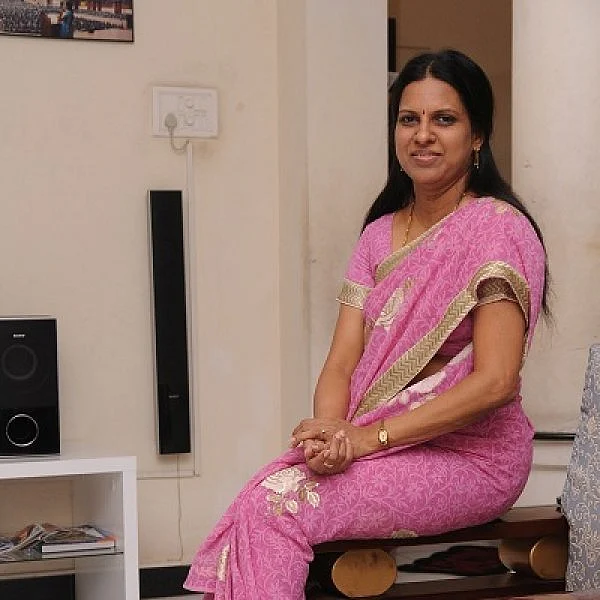 ``கடவுள் மீதான ஆழ்ந்த நம்பிக்கையே எனது ஆன்மிகம்!" - பாரதி பாஸ்கர் #WhatSpiritualityMeansTome