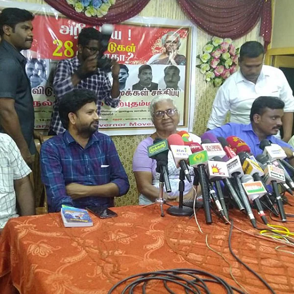 தேர்தலை வைத்து என் மகனின் வாழ்க்கையில் விளையாடுவது எந்த வகையில் நியாயம் - அற்புதம்மாள்