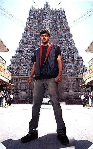 ``டைட்டிலைக் கேட்டு அசந்த ரஜினி, விஜய் கபடி ஆடுவதைப் பார்த்த விக்ரம்!" - தரணியின் `கில்லி' ரீவைண்டு