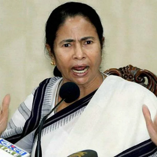 செல்போன் நம்பருடன் ஆதார் எண்ணை இணைக்க மாட்டேன்!' - மம்தா பானர்ஜி காட்டம்