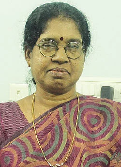 'பெண்ணாக பிறப்பது சாபம்'... நிரூபிக்கும் பொதுக்கழிப்பிடங்கள்!