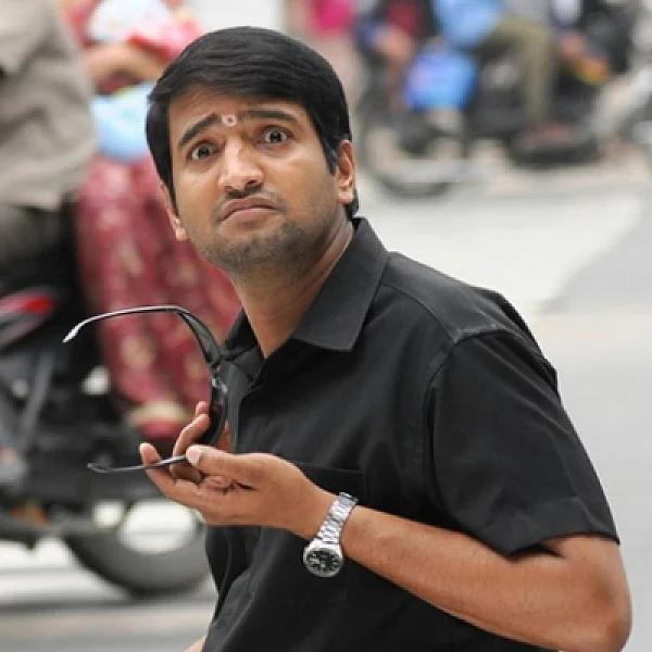 சந்தானத்தையே ‘அட!’ சொல்ல வைக்கும் சோஷியல் மீடியா பஞ்ச் டயலாக்ஸ்!