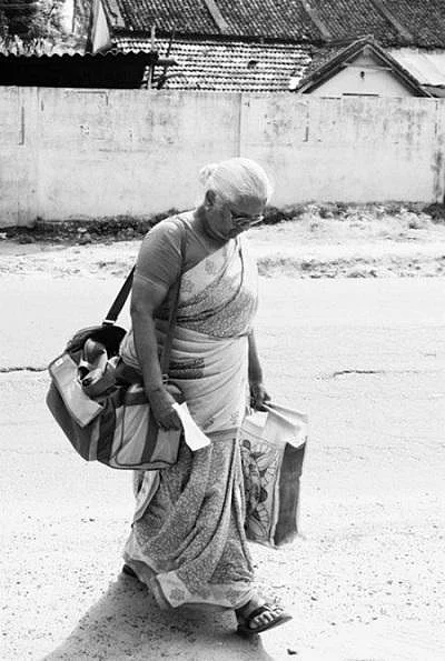 `தீர்ப்பை ஆளுநரே மதிக்கவில்லை!’ - ராஜ்பவன் வாசலில் தீவிரமடையும் போராட்டம் #BanwarilalPurohit