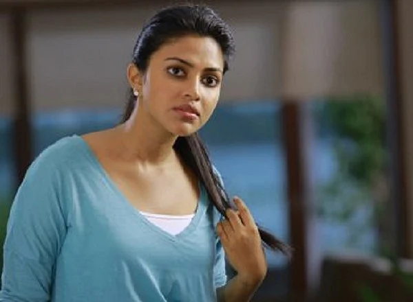 நடிகை அமலா பால் அளித்த புகாரில் சென்னைத் தொழிலதிபர் கைது