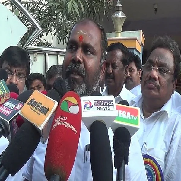 "தமிழகத்தின் உரிமையை காவு கொடுத்தது திமுக தான்" -அமைச்சர் உதயகுமார் சாடல்
