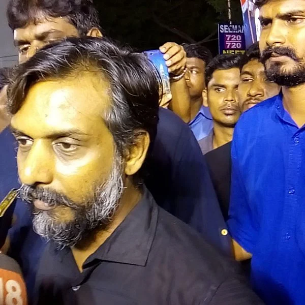 காந்தியைக் கொன்றவர் 16 வருடங்களில் விடுதலை; ராஜீவ் கொலை வழக்கில் 7 தமிழர்களின் நிலை?