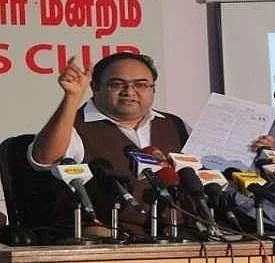 ``நீட் தேர்வுக்குத் தமிழில் புத்தகங்களே இல்லை” - அதிர்ச்சி தகவல்!