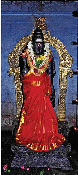 மாலையைப் பெற்று செல்பவர்களுக்கு மாங்கல்யப் பேறு!