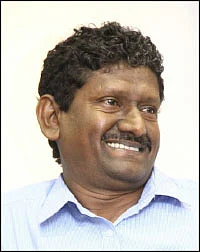 ஆட்டத்தை ஆரம்பிச்சாச்சு!