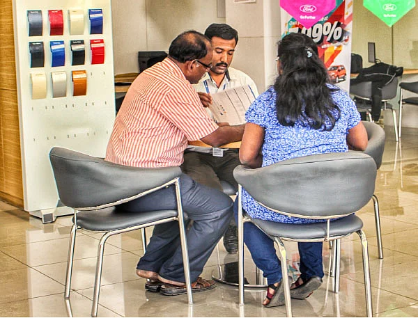 மாதத் தவணையா? மொத்தத் தொகையா?