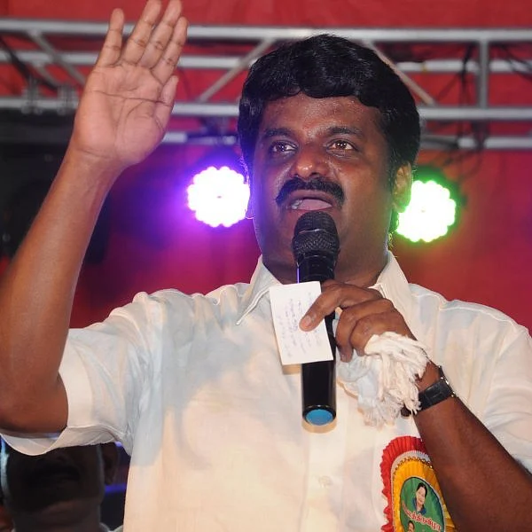 `அடுத்தவாரம் இருக்கு கச்சேரி!’ - புதுக்கோட்டையில் அமைச்சர் விஜயபாஸ்கர் ஆவேசம்