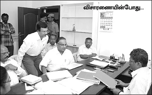 இப்போது கிரானைட் அதிபர்கள் அடுத்து காவல்துறை அதிகாரிகள்!