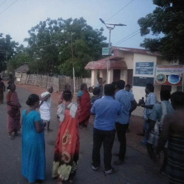 தனியார் காற்றாலைக்கு எதிர்ப்பு தெரிவித்த கிராம மக்கள்மீது போலீஸார் தாக்குதல்!