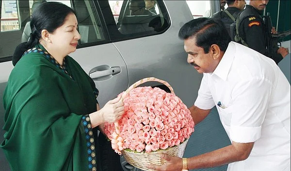 முதல்வர் எடப்பாடி பழனிசாமி பற்றிய நல்லதும் கெட்டதுமான செய்திகள் என்ன?