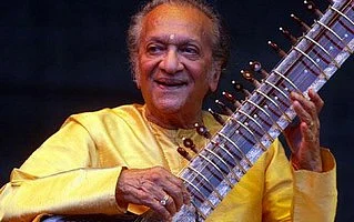 சிதார் இசைக் கலைஞர் பண்டிட் ரவிசங்கர் காலமானார்