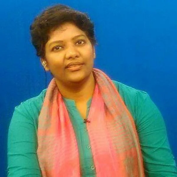 20 பெண் வேட்பாளர்கள் குறித்து மருத்துவர் ஷாலினி பதிவு! - எதிர்வினை காட்டிய நாம் தமிழர் கட்சி