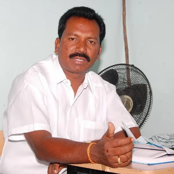 கலெக்டர் மதிக்கவில்லை... ஓரங்கட்டும் கொறடா..! அணி மாறும் அ.தி.மு.க எம்.பி?