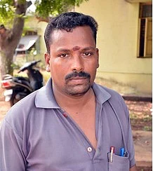 'டாக்டர்களின் சம்பளத்திலிருந்து நஷ்டஈடு வேண்டும்'- குழந்தையைப் பறிகொடுத்த தந்தை ஆவேசம்