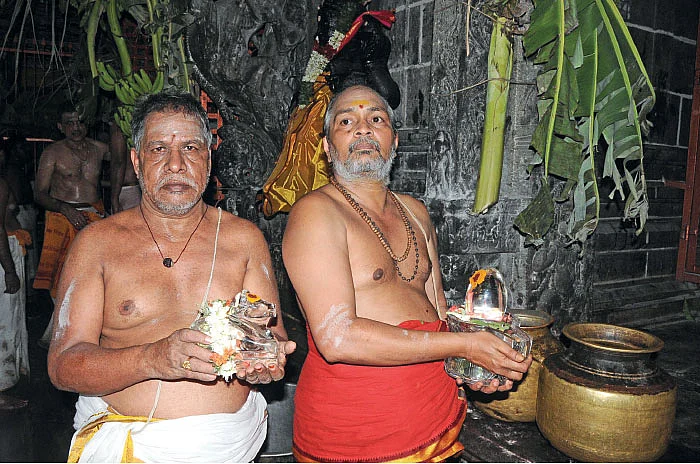 அண்ணாமலையில் அபிஷேகம்!