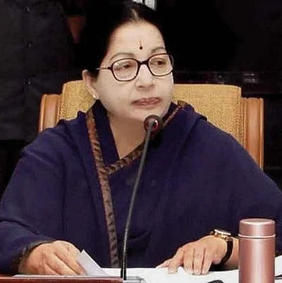 ஈரான் சிறையில் அடைக்கப்பட்ட 44 தமிழக மீனவர்களுக்கு தலா ரூ.5 லட்சம்: ஜெ. உத்தரவு!