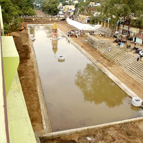 காவிரி புஷ்கர விழாவில் ஆகம மீறலா?- திருப்பனந்தாள் ஆதினம் எதிர்ப்பு!