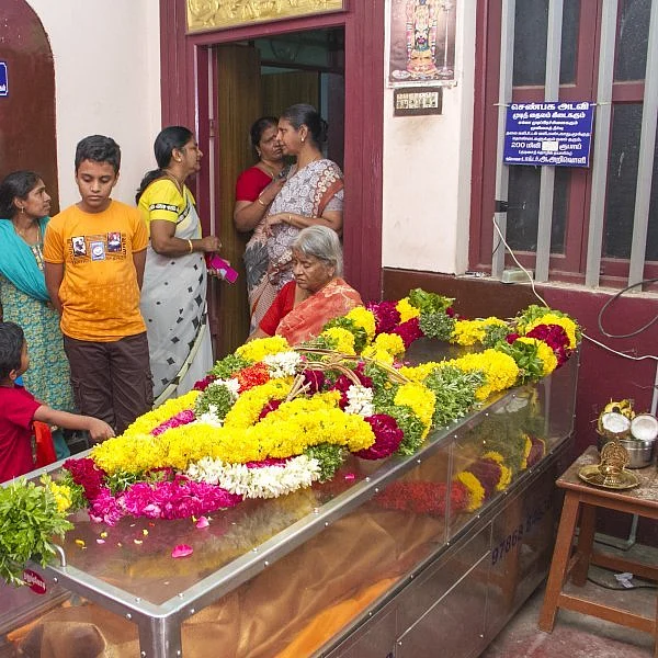 பிரபல பட்டிமன்ற நடுவர் அறிவொளி மறைவு; தமிழறிஞர்கள் அஞ்சலி