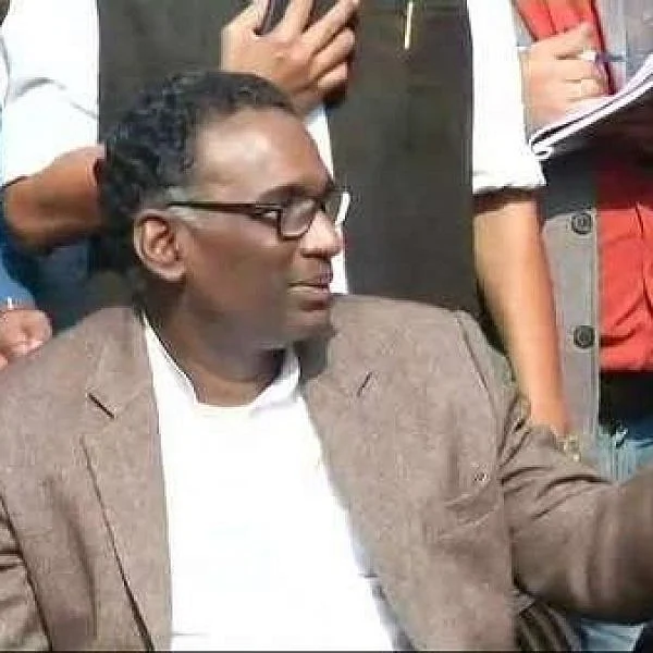 தனது பொருள்களுடன் அதிகாலை 5 மணிக்கே அரசு வீட்டைக் காலி செய்தார் நீதிபதி செலமேஸ்வர்!