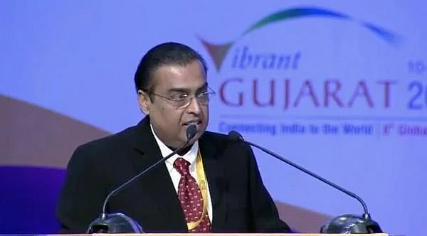 இங்கிலாந்தின் புகழ்பெற்ற நிறுவனத்தை விலைக்கு வாங்கும் முகேஷ் அம்பானி!