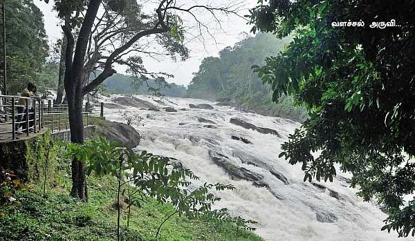 நெருப்பில்லாமல் புகையும் அதிரப்பள்ளி!
