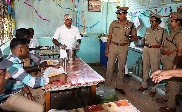 776 தமிழக சிறைக் கைதிகள் நன்னடத்தை விதியின் கீழ் விரைவில் விடுதலை - ஏ.டி.ஜி.பி. சைலேந்திர பாபு தகவல்