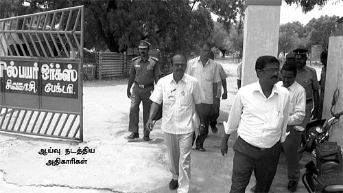 சிவகாசியில் சின்ன ஆலைகளுக்கு வேட்டு?