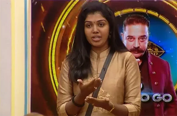 `ஐஸ்வர்யாதான் விஜய்... ரித்விகாதான் அஜித்... ஓ.கே-வா பாஸ்?’ #BiggBossTamil2