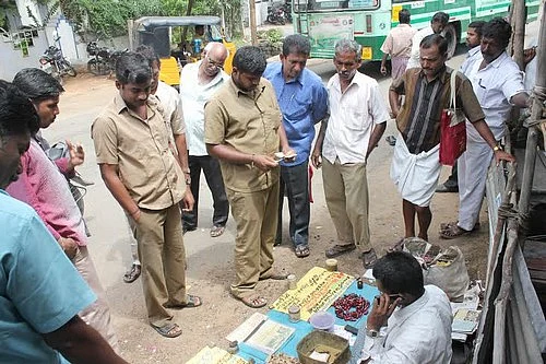 ரூ.20க்கு தேள்கடி மருந்து...!