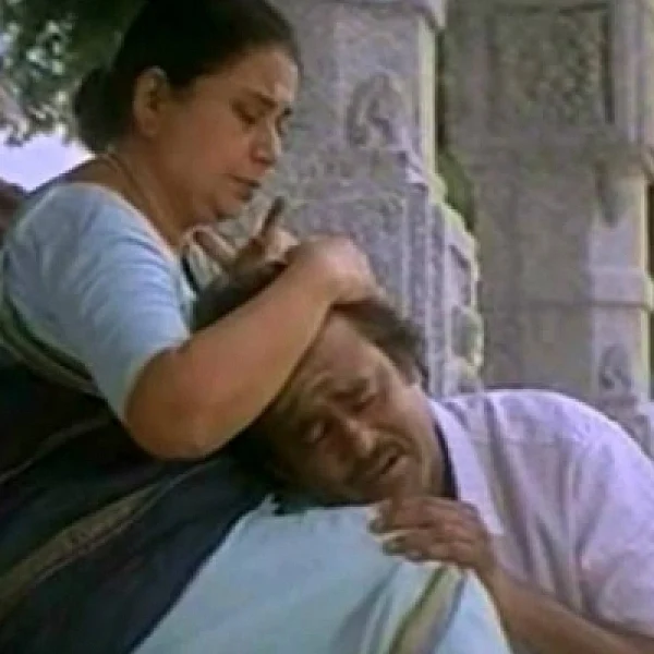 அம்மாவின் பெருமை சொல்லும் எவர்கிரீன் பாடல்கள் இவைதான்!