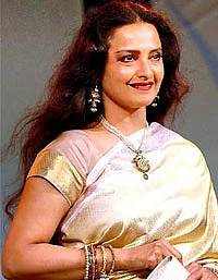 ரேகா - ஜெயா பச்சன் விவகாரம்:எம்.பி.க்கள் கண்டனம்!