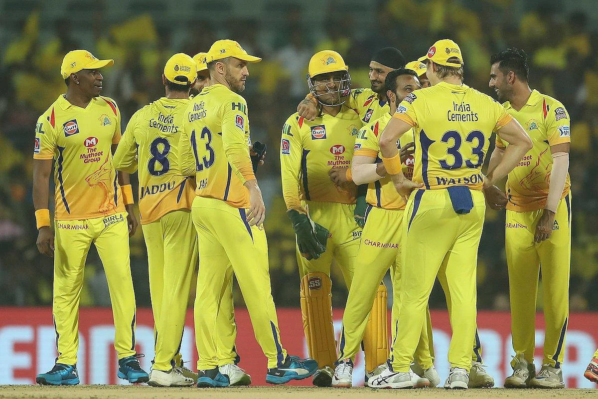 `பனி குறைவாக இருக்கும்; காற்று நன்றாக வீசுகிறது!'- போட்டிக்கு முன்பே வெற்றியைக் கணித்த தோனி