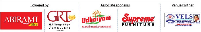 குவிந்த வாசகிகள்... அதிர்ந்த அரங்கம்!