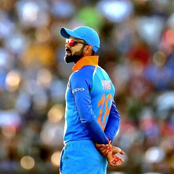 `விராட் கோலி ஆட்டத்தால் ரோஹித்தை மக்கள் மறந்துவிடுகிறார்கள்!’ - இங்கிலாந்து முன்னாள் வீரரின் ஆதங்கம்