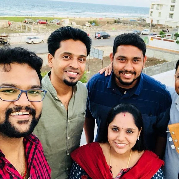 `காவிரிக்காக கன்னடத்தில் ஒரு பாட்டு!' - மதன் கார்க்கி,ஜேம்ஸ் வசந்தனின் முயற்சி