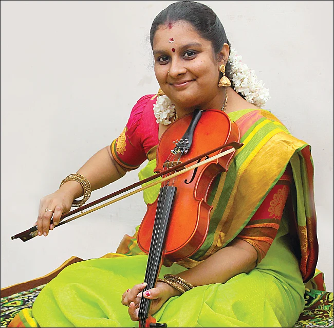 புத்தாண்டு ராசிபலன்களுடன் 5 நிமிட வாசிப்பில் சக்தி விகடனின் 10 அம்சங்கள்