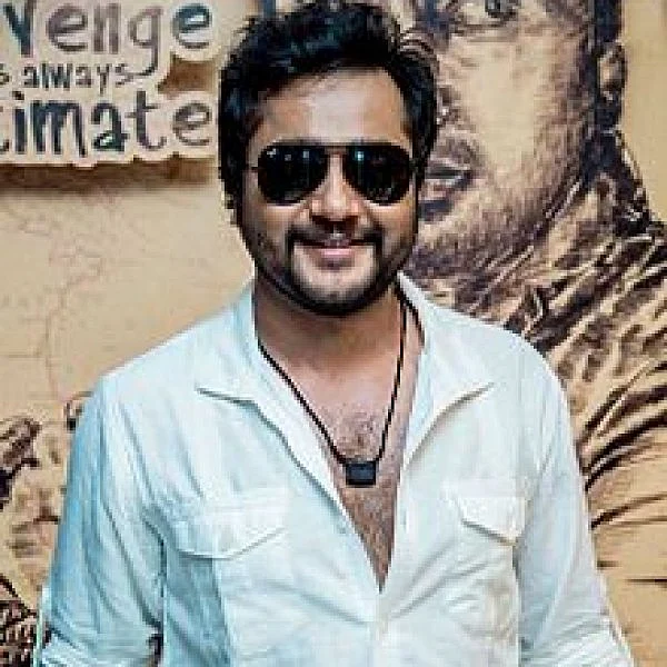 விக்ரமுக்கு வில்லன் ஆவாரா பாபிசிம்ஹா !