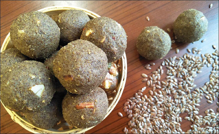 டேஸ்ட்டி & ஹெல்த்தி - 30 வகை ஸ்பெஷல் லட்டு ரெசிப்பி!