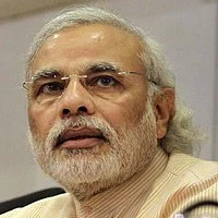 குஜராத் பவனில் தீவிரவாதிகள் தாக்குதல் நடத்தலாம்: உளவுத்துறை எச்சரிக்கை!