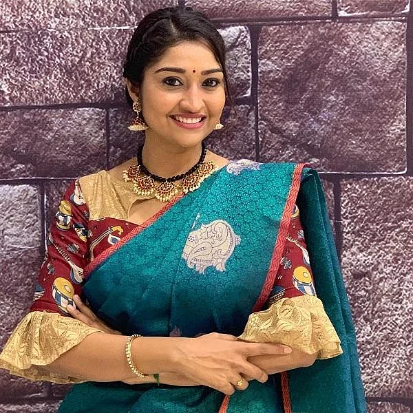 `தாயான பின்னர் கூடுதல் கேரிங்கும் பொறுப்பும் வந்திருக்கு!' - சீரியல் செலிபிரிட்டிகள் ஷேரிங்ஸ் #MothersDay