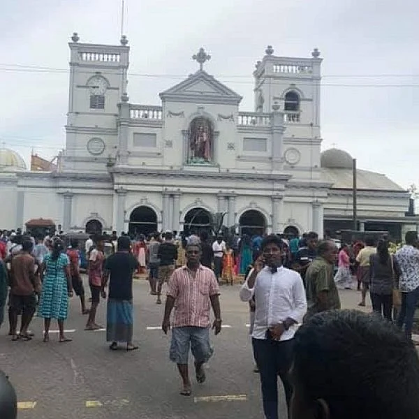 இலங்கையில் மீண்டும் குண்டுவெடிப்பு - தொடர் பதற்றத்தால் அவசர நிலை பிரகடனம்!