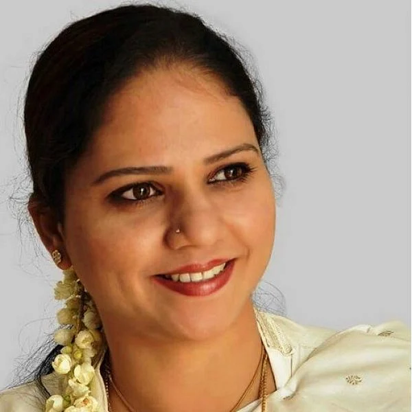 'திருநாவுக்கரசர் முன்பே என்னை அடித்தனர்!'- கொதிக்கும் ஹசீனா சையத்