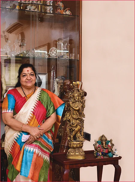 அவள் அரங்கம்: ‘சின்னக்குயில்’ சித்ரா