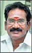 "கட்டை வண்டி நடையழகி... கடுகுத் துண்டு இடையழகி!"